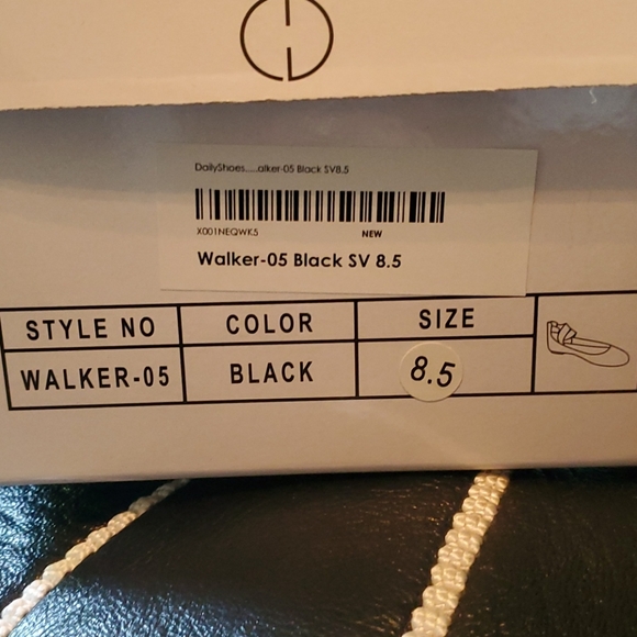 New X Ankle Strappy Lightweight Ballet Flat - Picture 5 of 5